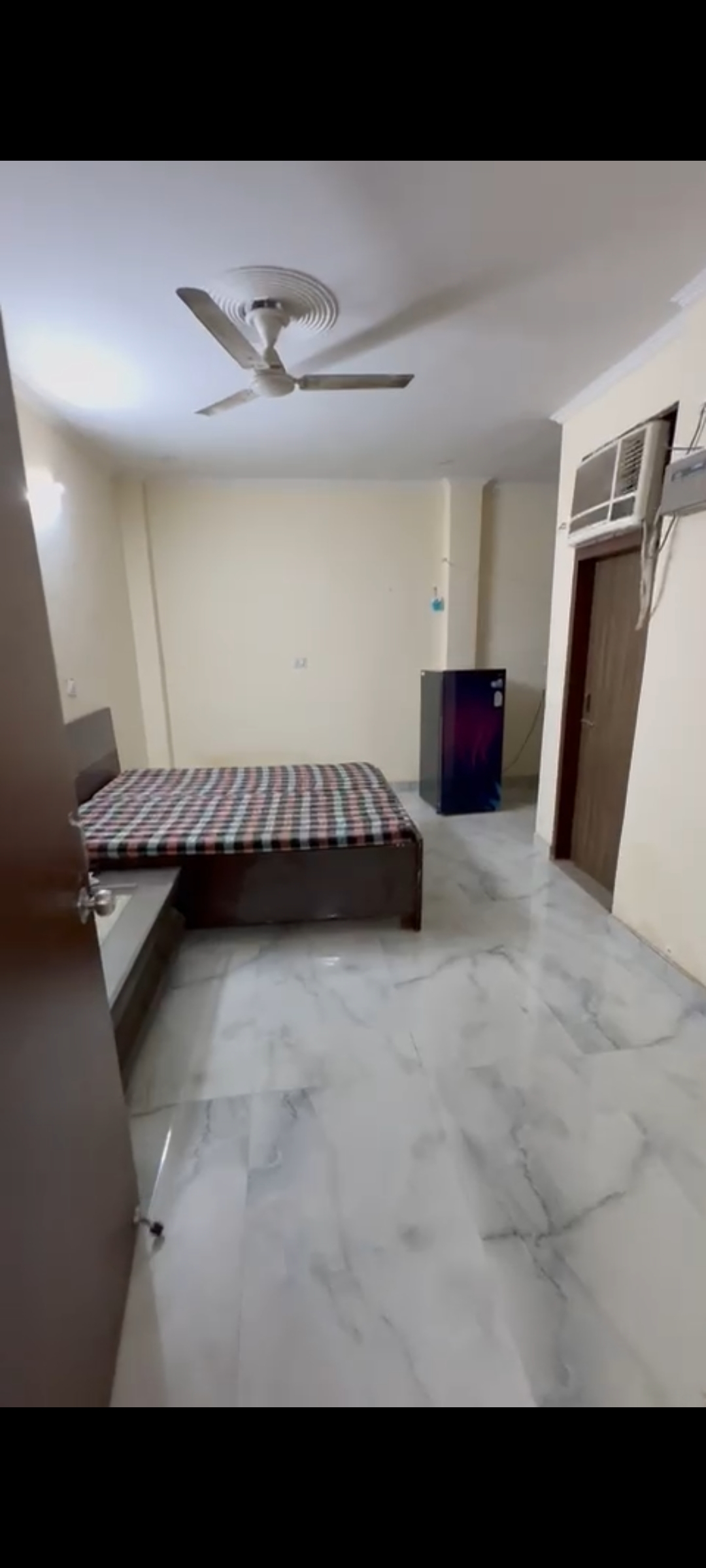 1 Rk+ Pooja Room Builder Floor For Rent in Sector 56