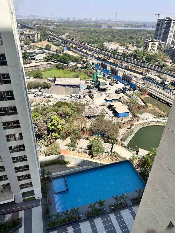 Swimming Pool, piramal-vaikunth 2 Bedroom 705 Sq.Ft. Apartment In Balkum Pada Thane 8996526