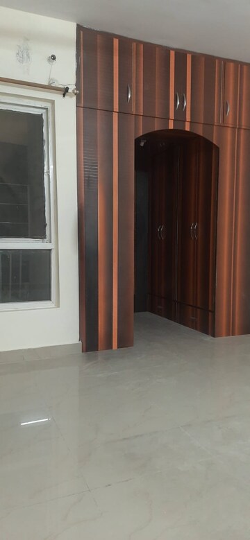 Room in 4 BHK Builder Floor at Emaar Emerald Floors, Sector 65 – for Sale