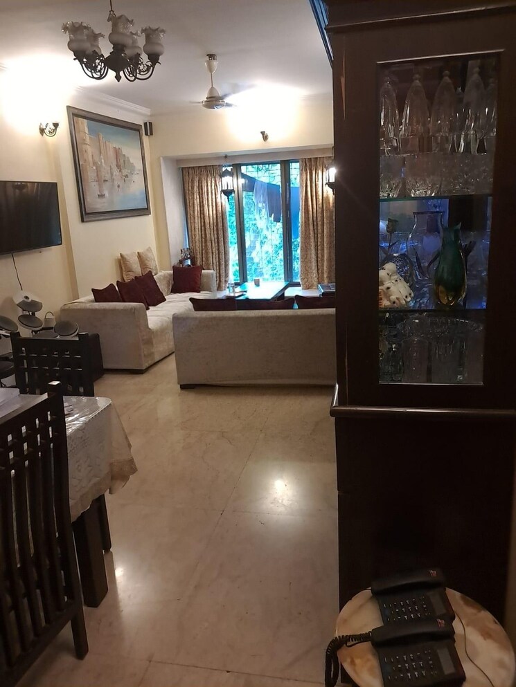 Living Room, seven-bungalow 3 Bedroom 1150 Sq.Ft. Apartment In Andheri West Mumbai 8996572