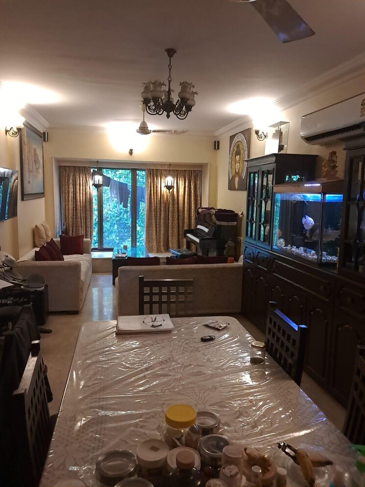 Bedroom, seven-bungalow 3 Bedroom 1150 Sq.Ft. Apartment In Andheri West Mumbai 8996572