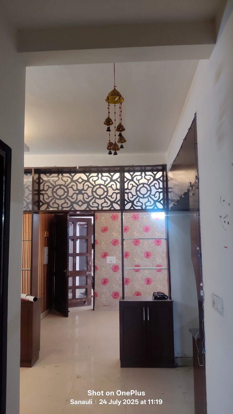 Room, dhakoli 3 Bedroom 1800 Sq.Ft. Apartment In Dhakoli Zirakpur 8996600