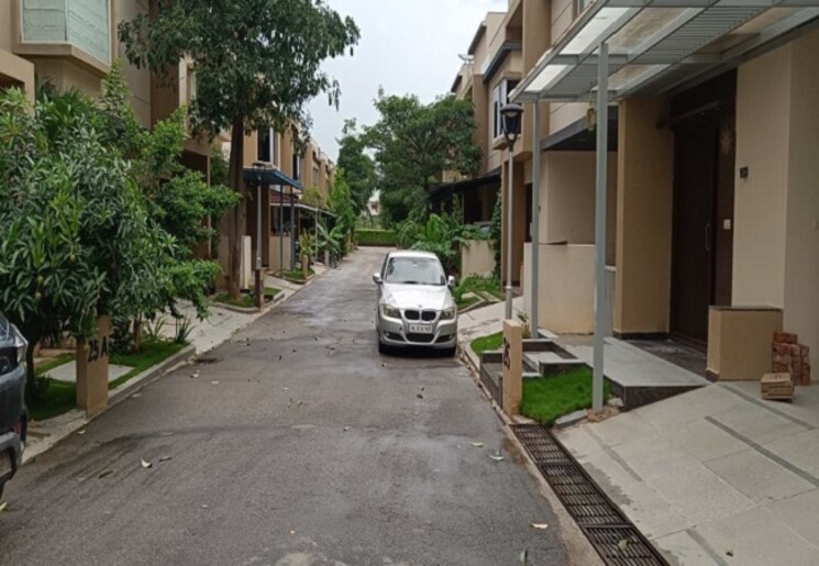  Parking, radhey-sancia 3 Bedroom 3399 Sq.Ft. Villa In Tellapur Hyderabad 8996594