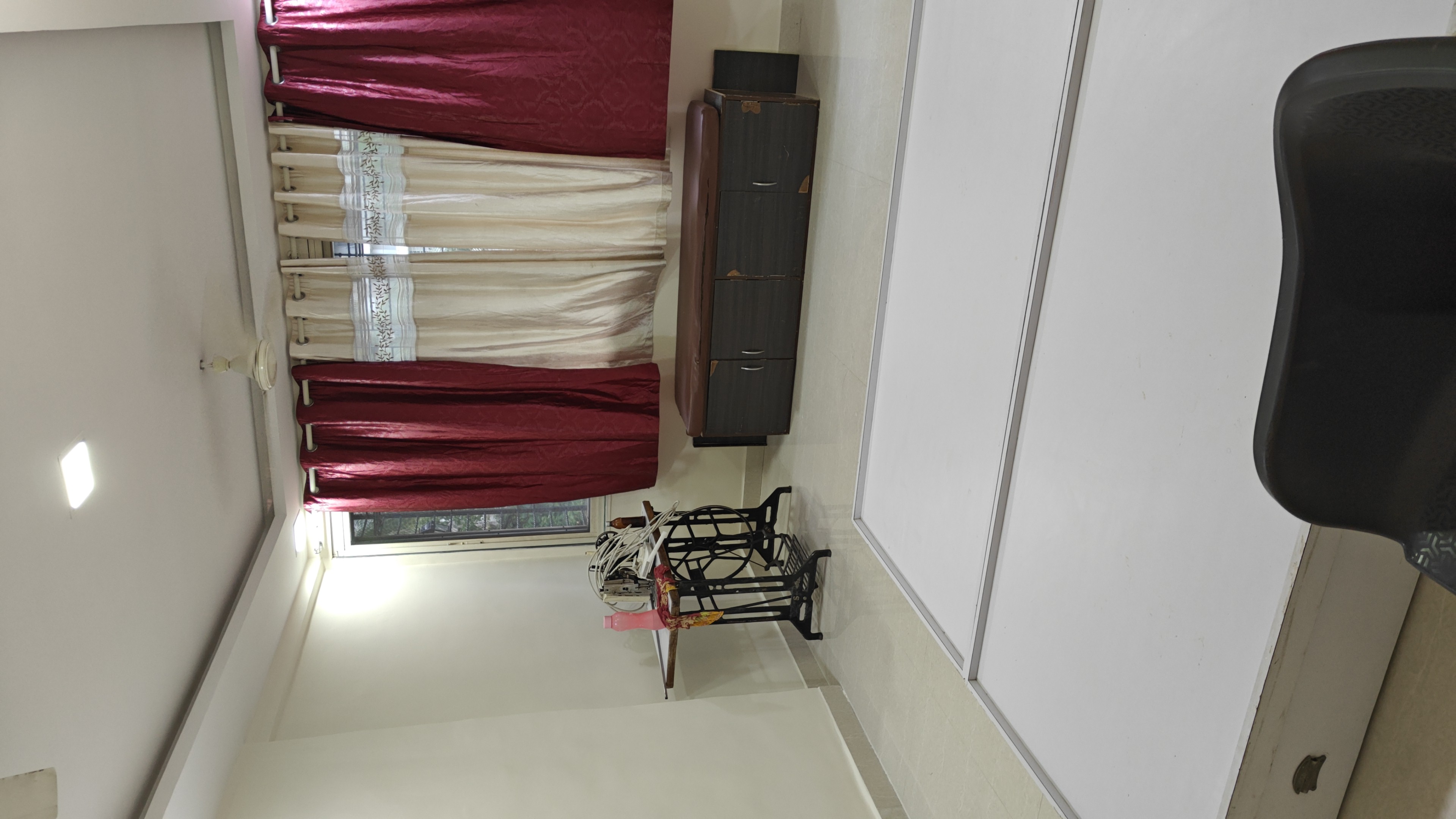 1 BHK + Extra Room Apartment For Rent in Piramal Nagar CHS