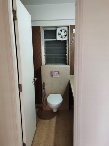 Bathroom in 1 BHK Apartment at Kalpataru Hills, Manpada – for Sale