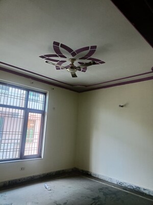 Room in 3 BHK Villa at Zygon Square, Sector 63 – for Sale