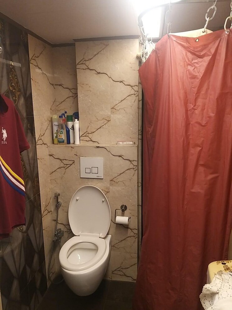 Bathroom, kabra-metro-one 3 Bedroom 1319 Sq.Ft. Apartment In Andheri West Mumbai 8996624