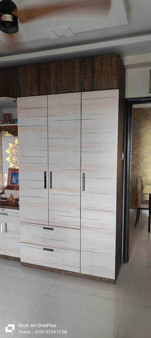 Furnished Amenities in 2 BHK Apartment at Dosti Desire, Brahmand – for Sale