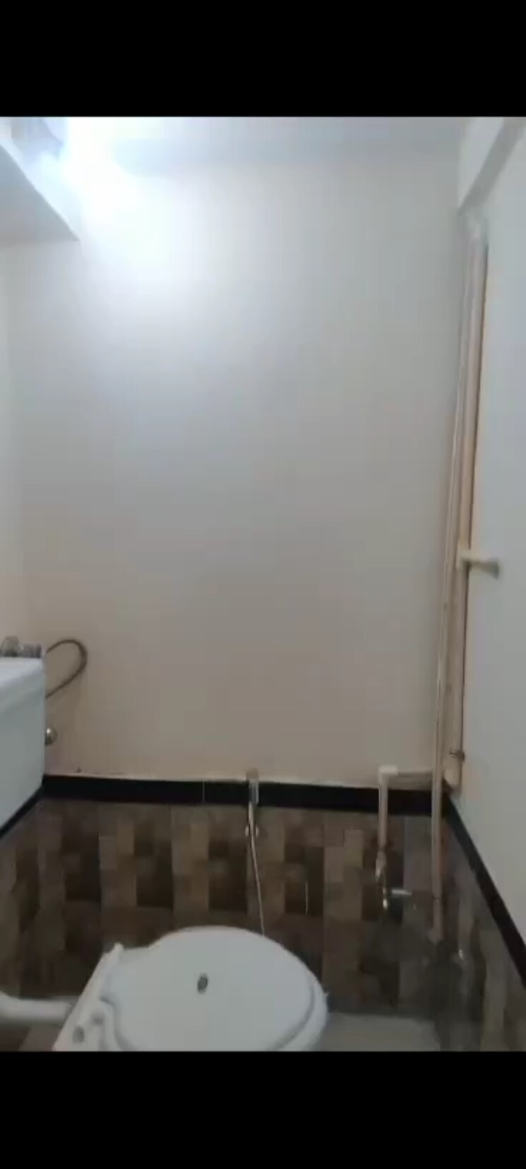 Attached Bathroom, shreeniwas-tower 1 Bedroom 250 Sq.Ft. Apartment In Lower Parel Mumbai 8996646