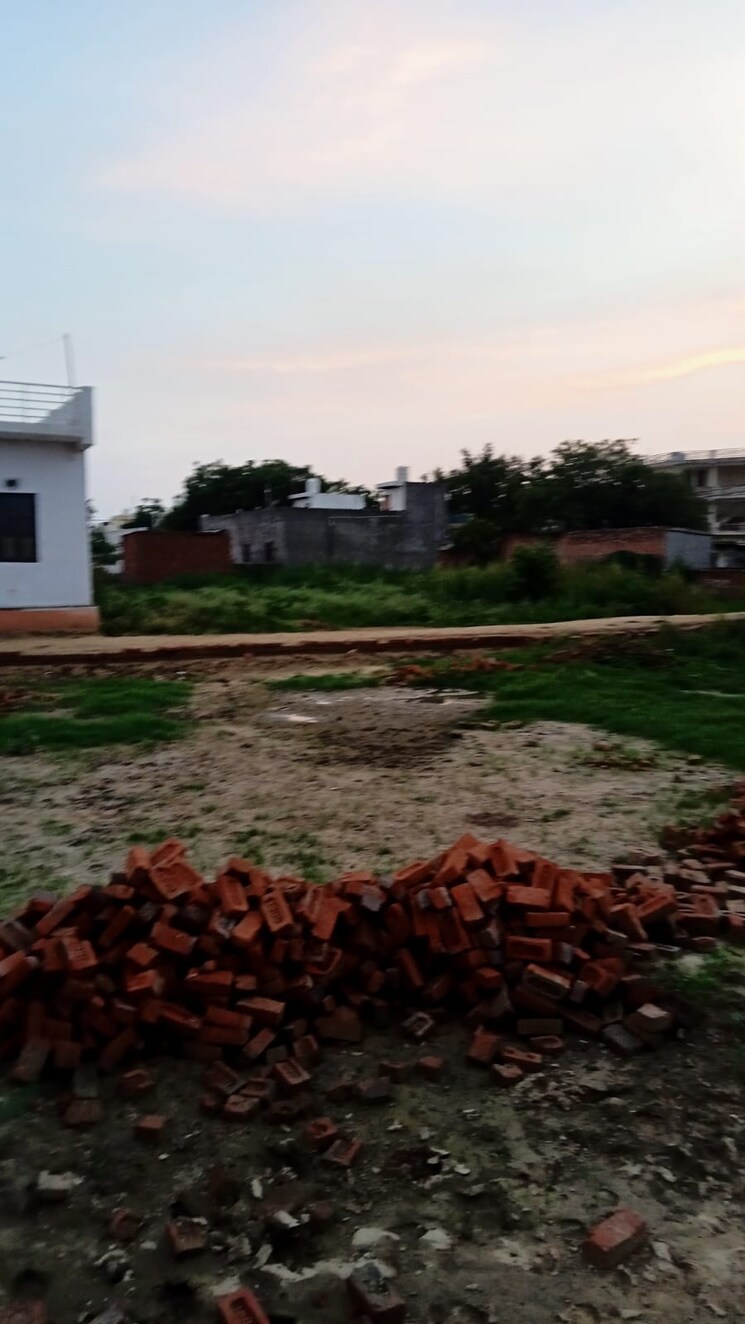 Exterior View, dadri  90 Sq.Yd. Plot In Dadri Greater Noida 8996635