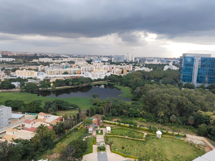 Garden, prestige-waterford 4 Bedroom 2555 Sq.Ft. Apartment In Whitefield Bangalore 8996643