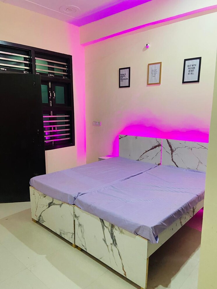 Bedroom, arv-park 2 Bedroom 1450 Sq.Ft. Builder Floor In Sector 63 Noida 8996728