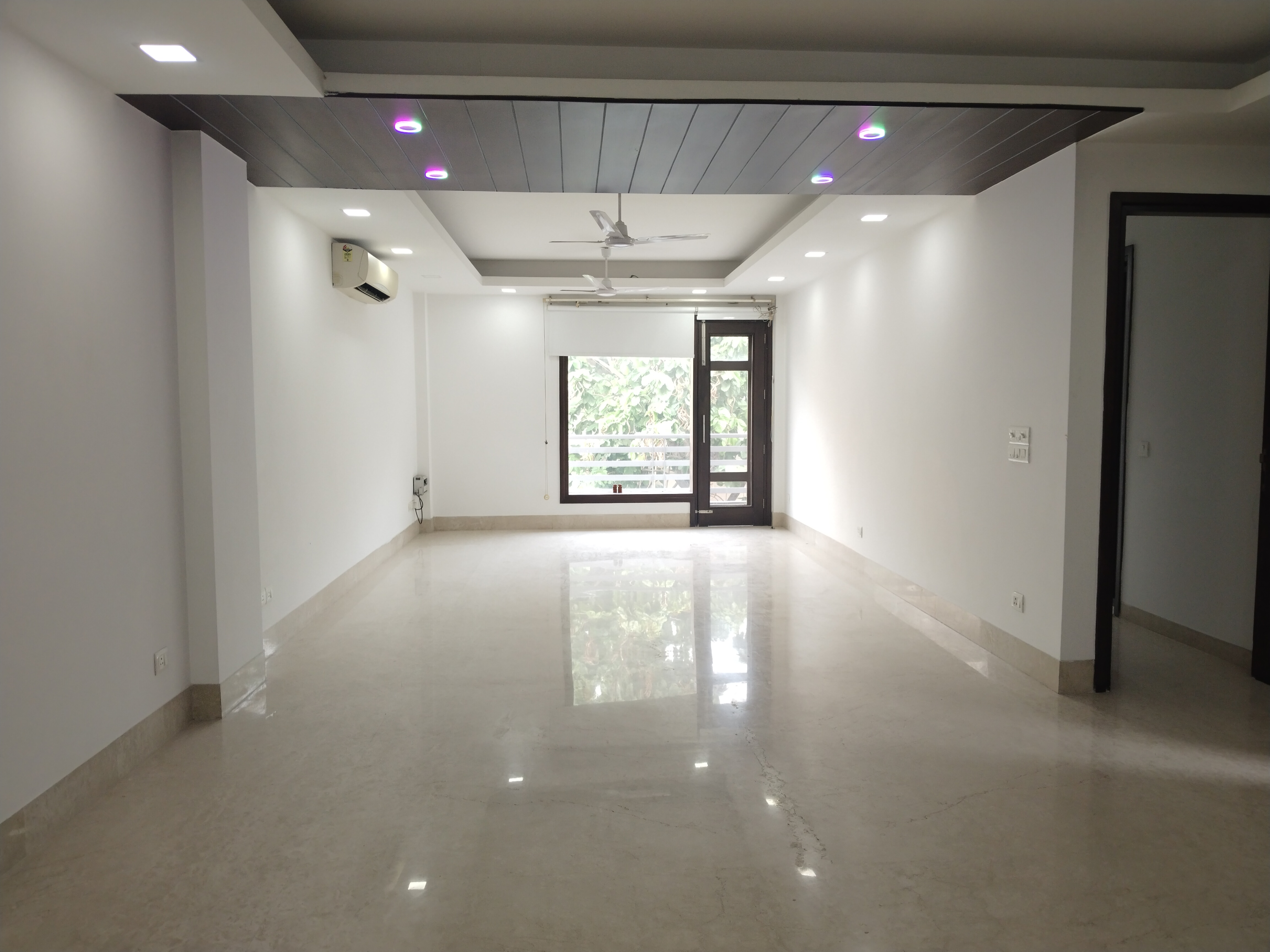 4 BHK + Pooja Room,Servant Room,Study Room,Extra Room Apartment For Rent in Boutique Residential Apartments E-3 6