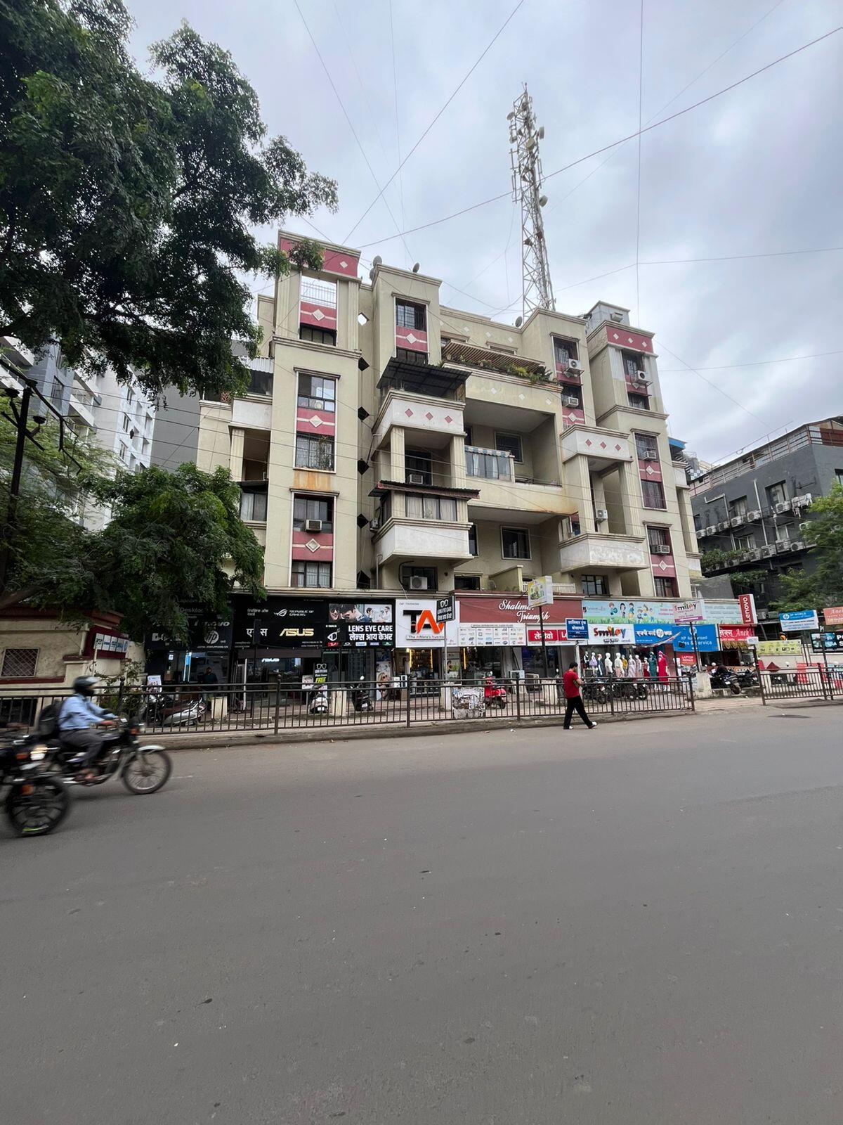 2 BHK + Extra Room Apartment For Sale in Mirchandani Shalimar Triumph