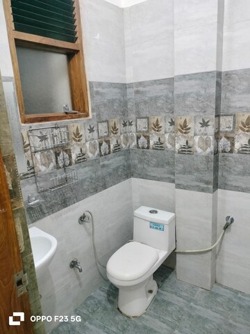Bathroom in 2 BHK Builder Floor at Gomti Nagar – for Rent