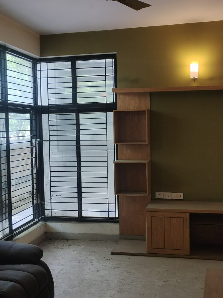 Room, hbr layout 5 Bedroom 6000 Sq.Ft. Independent House In Hbr Layout Bangalore 8996837