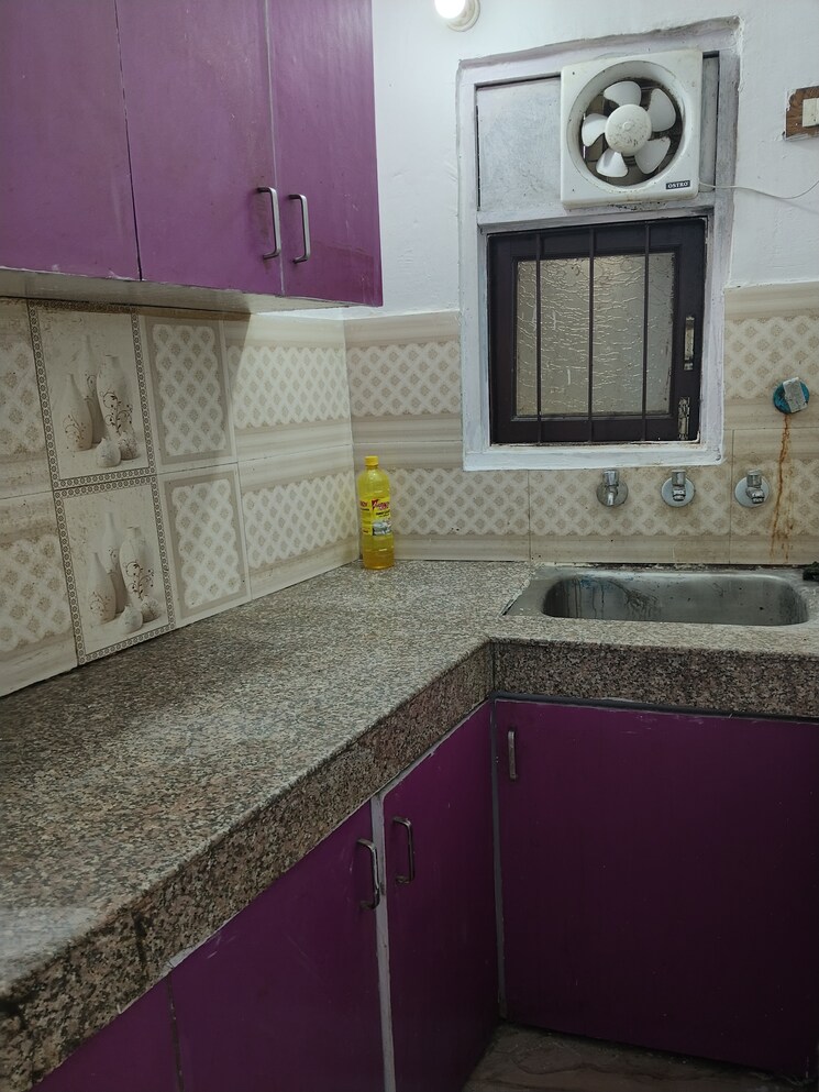 Kitchen, panchsheel vihar 1 Bedroom 450 Sq.Ft. Apartment In Panchsheel Vihar Delhi 8996771
