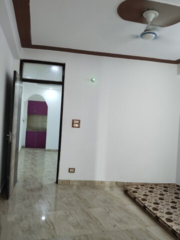 Room in 1 BHK Apartment at Panchsheel Vihar – for Rent