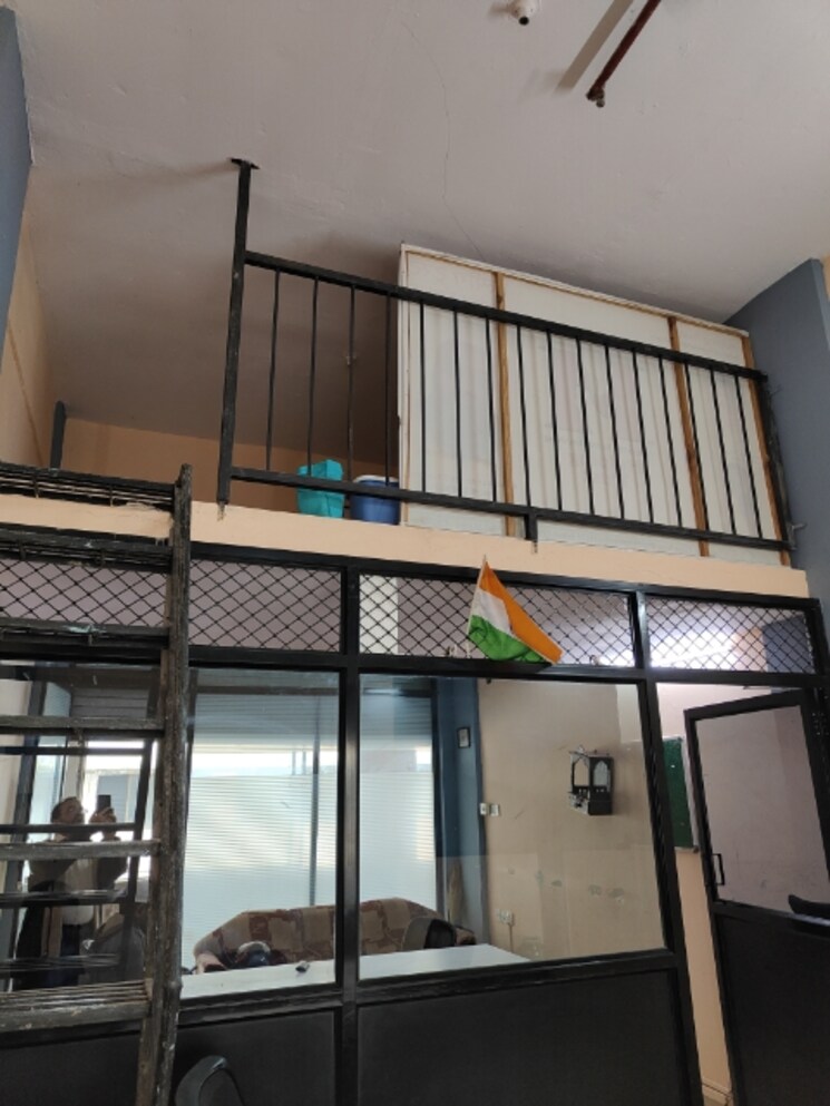 Kitchen, orchard-mall Commercial Office Space 400 Sq.Ft. In Goregaon East Mumbai 8996810