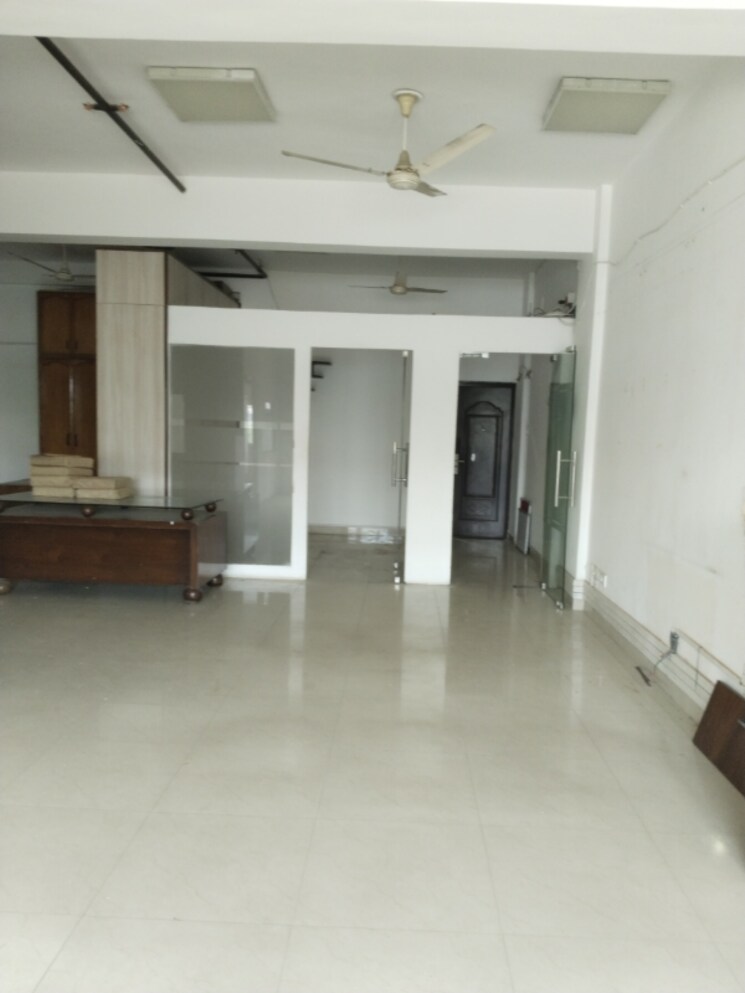 Room, jasola Commercial Office Space 1250 Sq.Ft. In Jasola Delhi 8996879