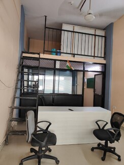 Office Space For Sale in Orchard Mall
