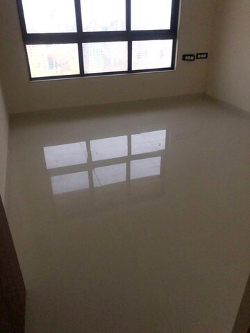 Room in 2 BHK Apartment at Sheth Irene, Malad West – for Rent