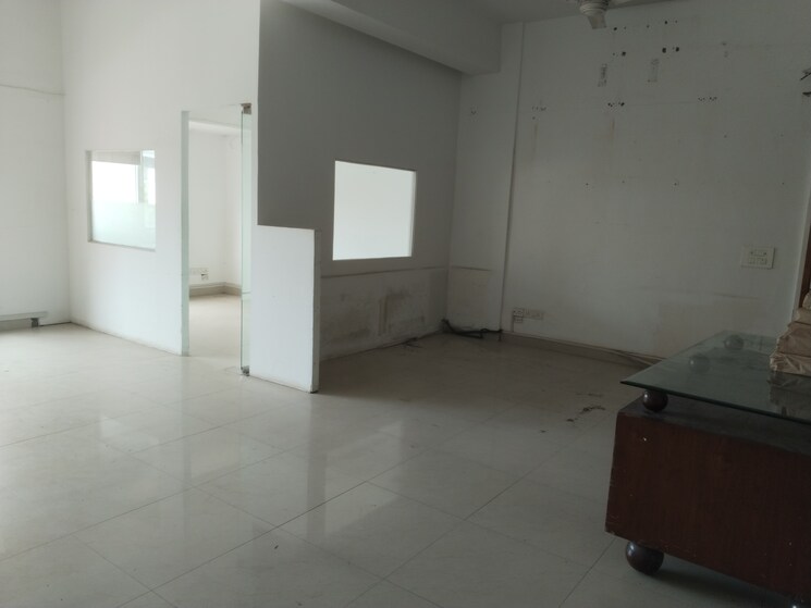 Room, jasola Commercial Office Space 1250 Sq.Ft. In Jasola Delhi 8996879