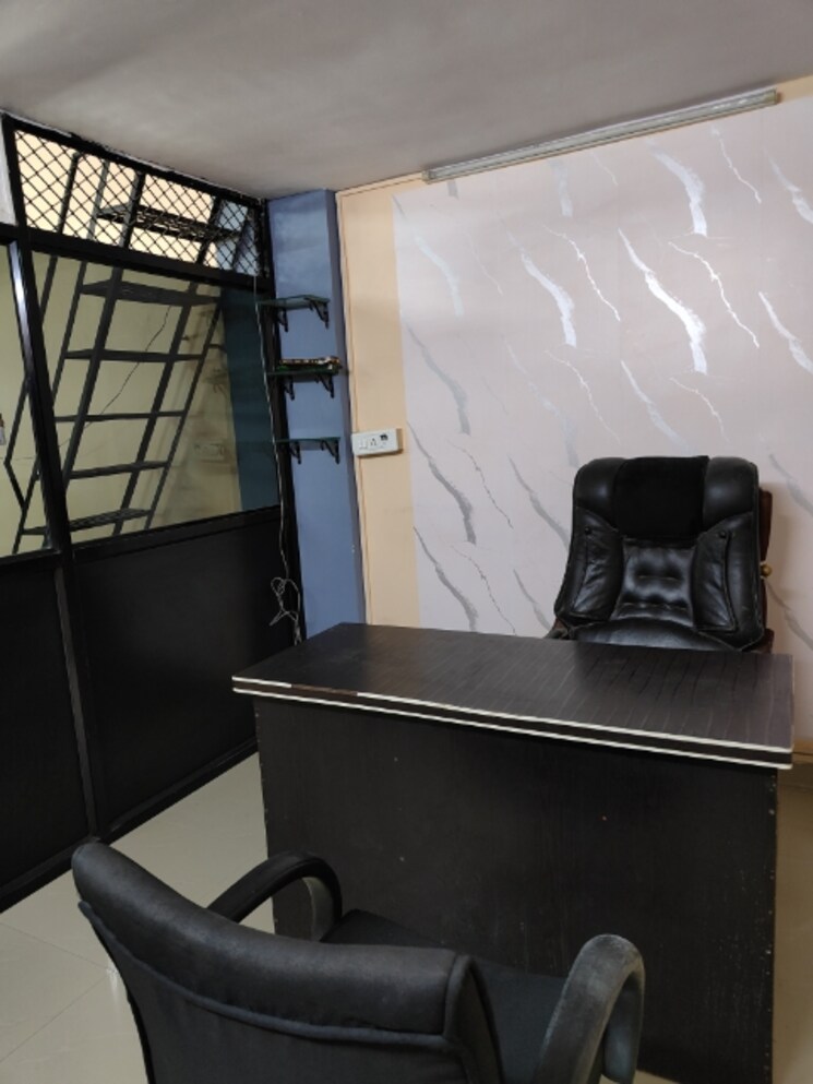 Team Area, orchard-mall Commercial Office Space 400 Sq.Ft. In Goregaon East Mumbai 8996870