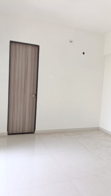 Room in 2 BHK Apartment at Ashar Axis, Majiwada – for Sale