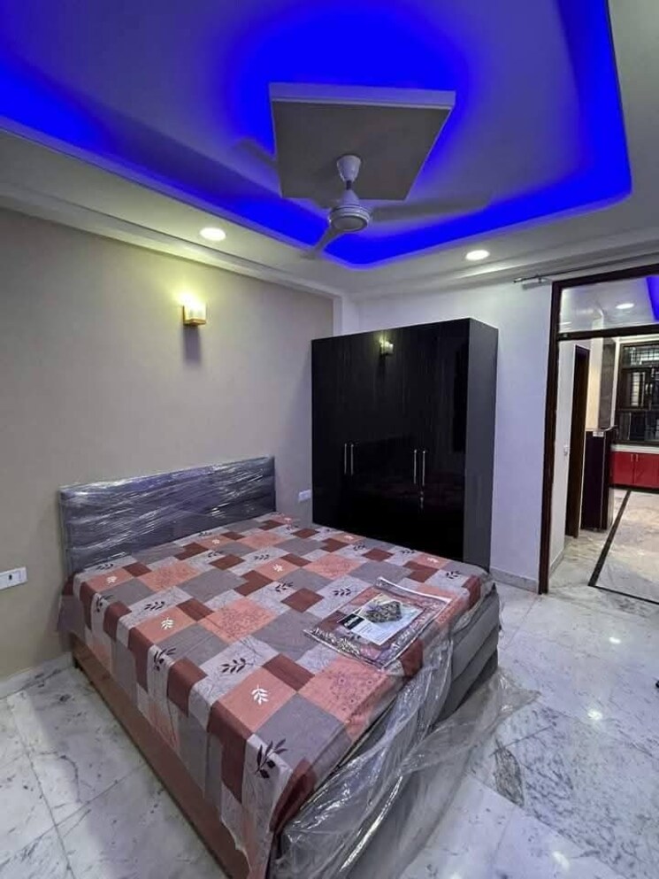 Bedroom, freedom fighters enclave 2 Bedroom 900 Sq.Ft. Apartment In Freedom Fighters Enclave Delhi 8996941
