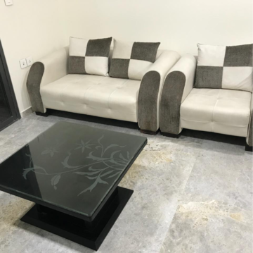 Living Room in 2.5 BHK Apartment at New Cuffe Parade, Wadala Truck Terminal – for Rent