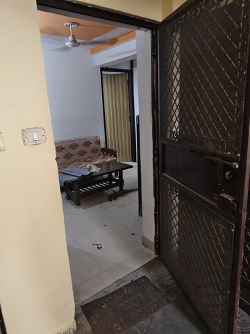 Living Room in 1 BHK Apartment at Pochanpur Colony – for Rent