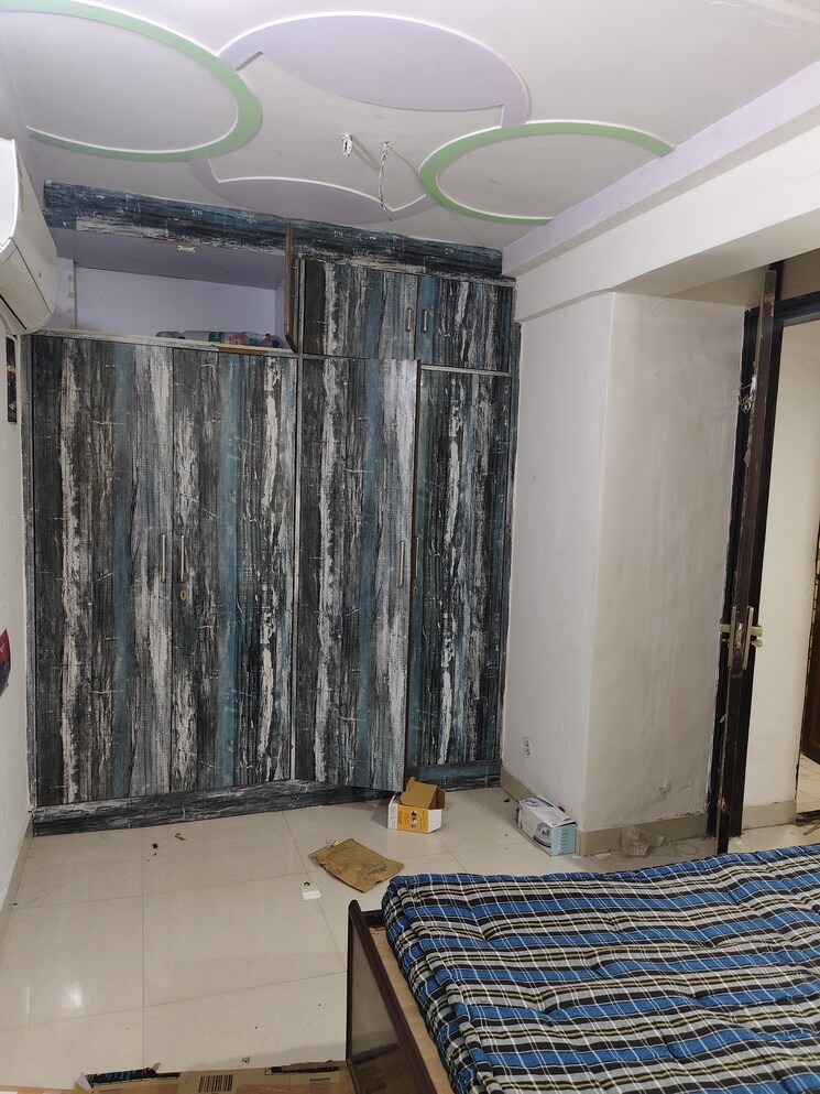 Bedroom, pochanpur colony 1 Bedroom 350 Sq.Ft. Apartment In Pochanpur Colony Delhi 8996979