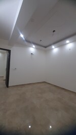 3 BHK 110 Sq.Yd. Builder Floor in Hari Nagar