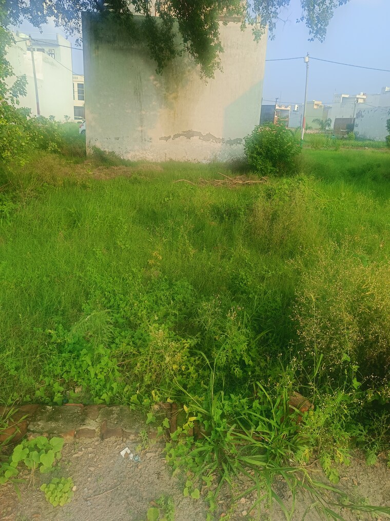 undefined, partapur  117 Sq.Yd. Plot In Partapur Meerut 8996960