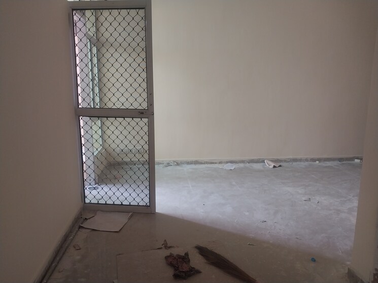 Room, gaur-city-2 2 Bedroom 1055 Sq.Ft. Apartment In Gaur City 2 Greater Noida 8996999