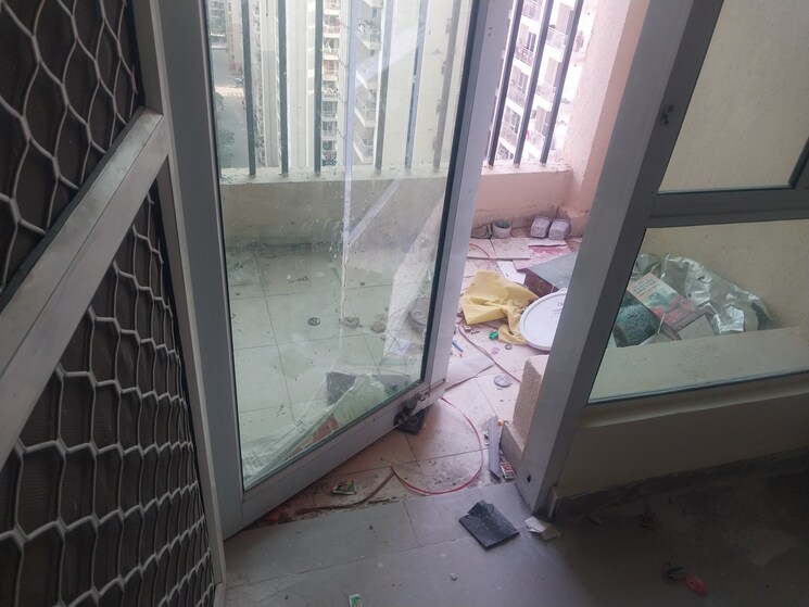 Balcony, gaur-city-2 2 Bedroom 1055 Sq.Ft. Apartment In Gaur City 2 Greater Noida 8996999