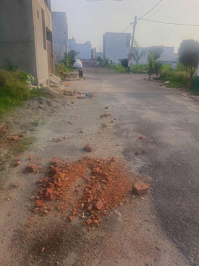 undefined, partapur  117 Sq.Yd. Plot In Partapur Meerut 8997014