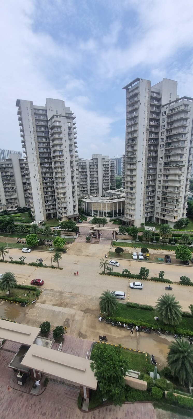 Exterior View, puri-diplomatic-greens-phase-i 3 Bedroom 2180 Sq.Ft. Apartment In Sector 111 Gurgaon 8997035