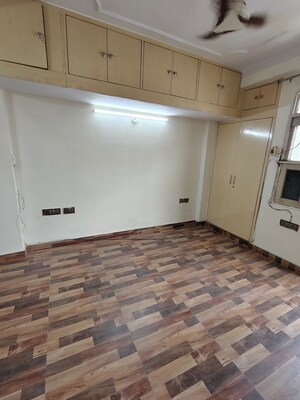 Balcony in 1 BHK Builder Floor at RWA Federation, Vaishali Sector 5 – for Sale