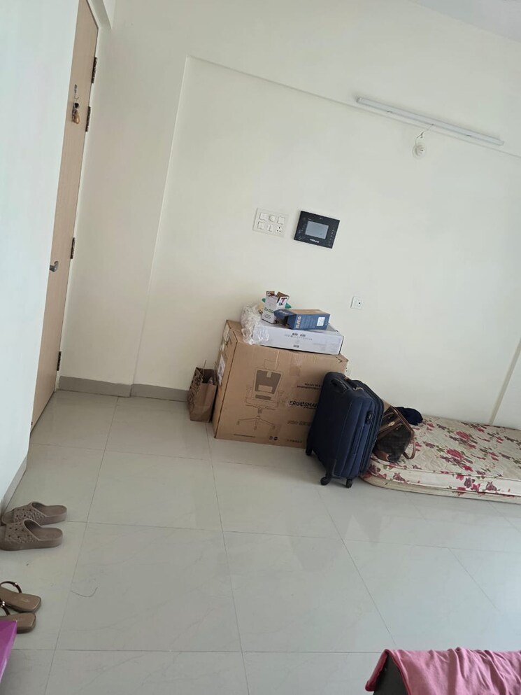 Master Bedroom, amanora-park-town 1 Bedroom 467 Sq.Ft. Apartment In Hadapsar Pune 8997063