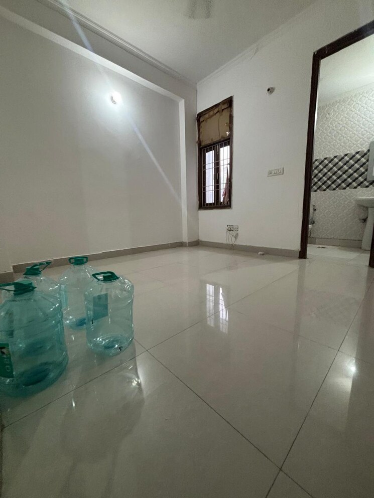 Bathroom, neb sarai 1 Bedroom 450 Sq.Ft. Builder Floor In Neb Sarai Delhi 8997073