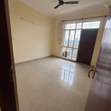 Room in 3 BHK Apartment at Parsvnath Green Ville, Dhani – for Rent