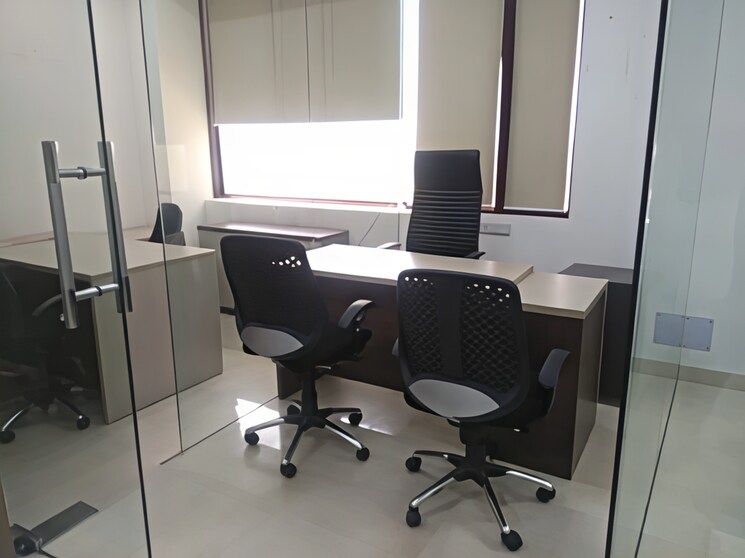 Team Area, wave-one Commercial Office Space 750 Sq.Ft. In Sector 18 Noida 8997096