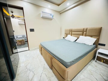 Team Area in 1 BHK Builder Floor at Palm Residency Chhatarpur, Chattarpur – for Rent
