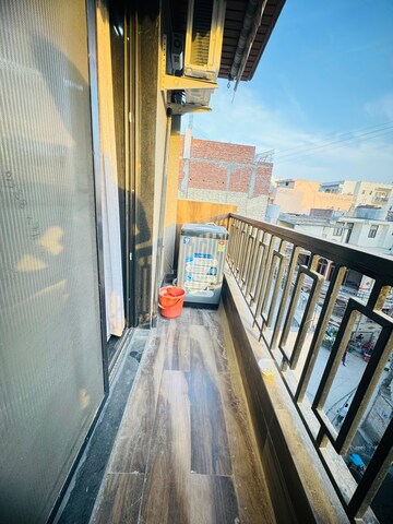 Balcony in 1 BHK Builder Floor at Palm Residency Chhatarpur, Chattarpur – for Rent