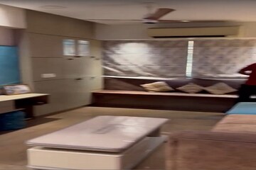 Living Room in 2 BHK Builder Floor at Juhu – for Rent