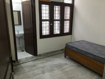 Room in 4 BHK Builder Floor at Ardee City, Sector 52 – for Rent