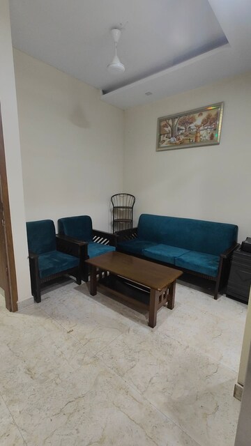 Living Room in 2 BHK Builder Floor at Sushant Lok 2, Sector 57 – for Rent