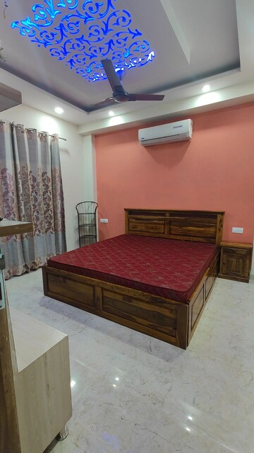 Bedroom in 2 BHK Builder Floor at Sushant Lok 2, Sector 57 – for Rent
